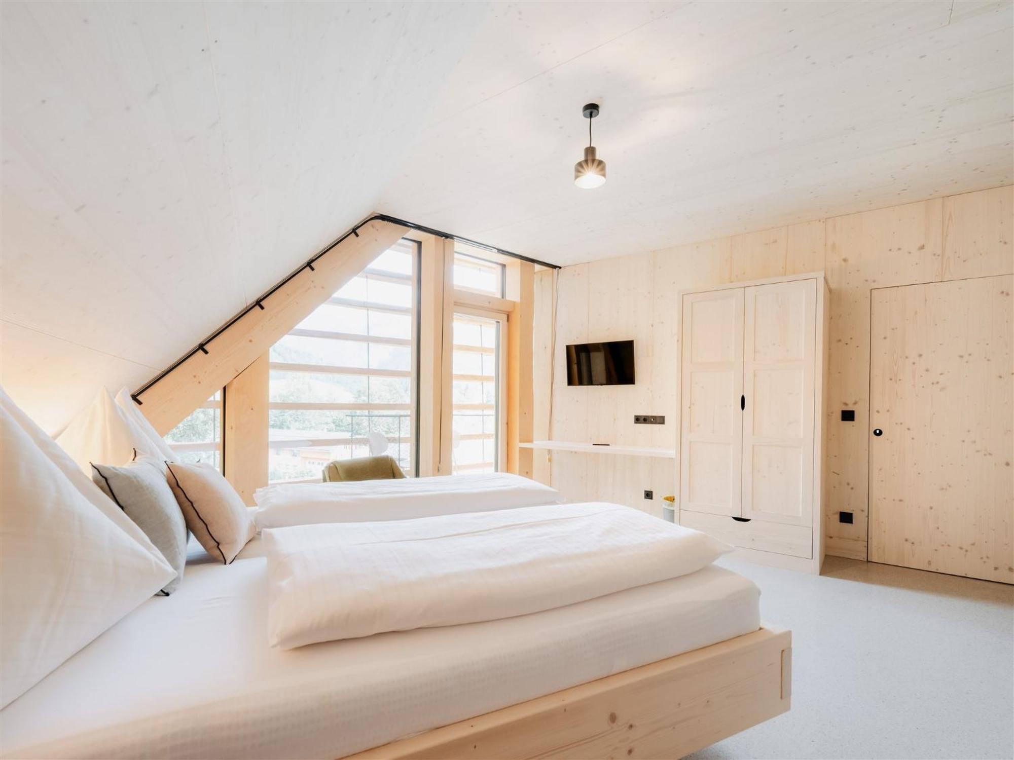 B&B Hotel Zimmerei Mit Fruehstueck Лунц ам Зее Екстериор снимка