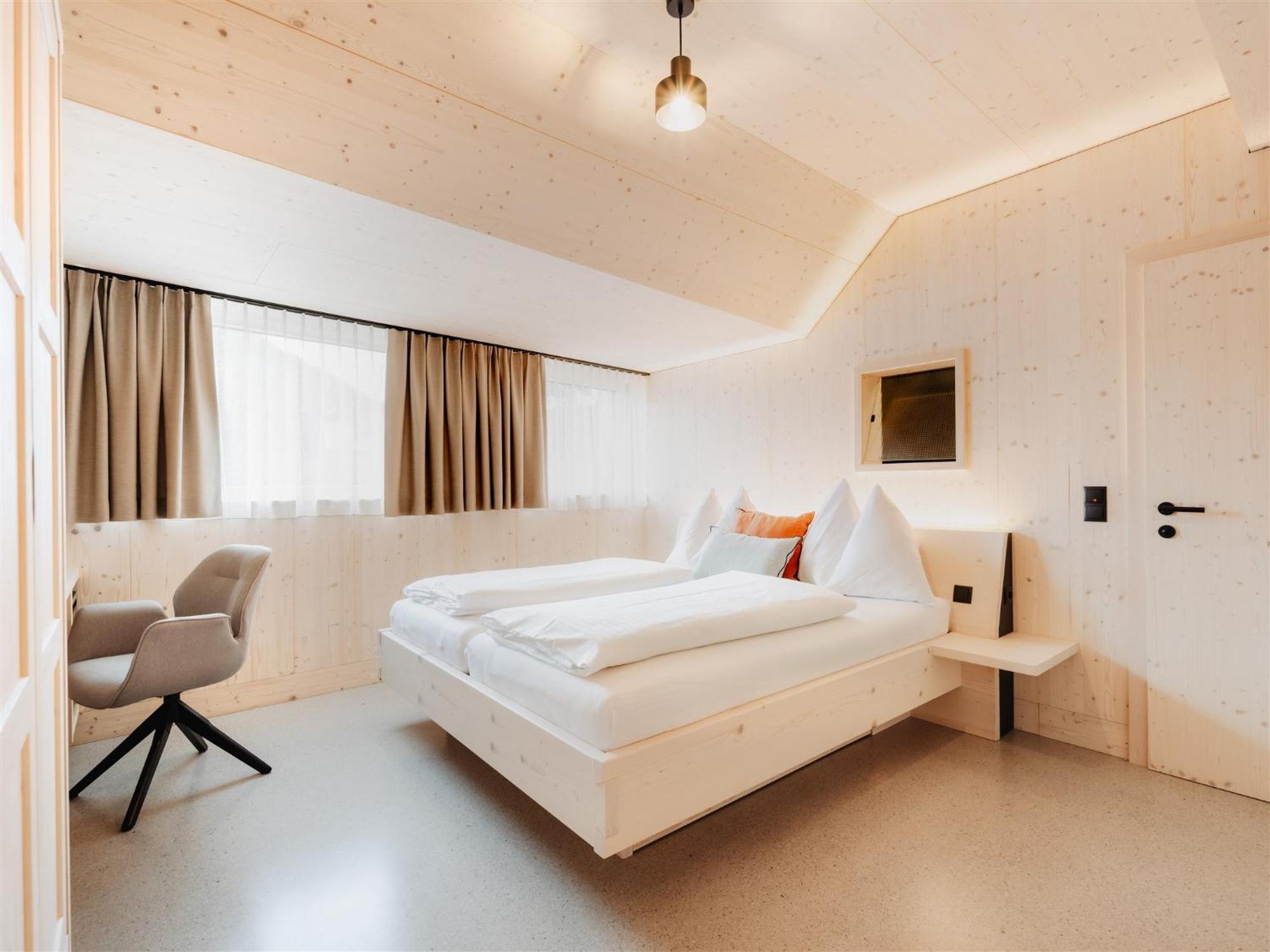 B&B Hotel Zimmerei Mit Fruehstueck Лунц ам Зее Екстериор снимка